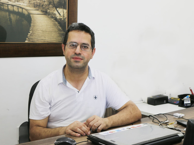 Foto de Dr. Luís Morato | Dentista especialista em Canal, Implantes e Doenças Gengivais | Plantão urgências 24 horas