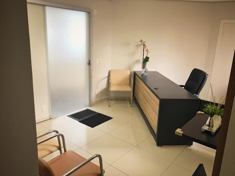 Foto 3 de Dr. Luiz Fernando Ferreira de Oliveira - Periodontia e Implantodontia