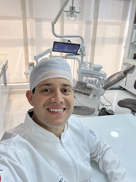 Foto 2 de Dr. Luiz Gustavo A. Aragão