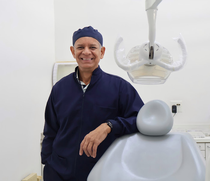 Foto 2 de Dr. Luiz Gustavo da Silva - Implantes | Dentista em São Vicente