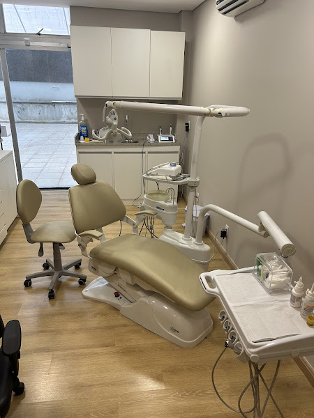 Foto 2 de Dr. Luiz Henrique de Melo Nogueira l Cirurgião Buco-Maxilo-Facial