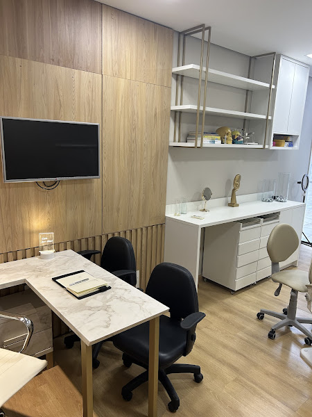 Foto 3 de Dr. Luiz Henrique de Melo Nogueira l Cirurgião Buco-Maxilo-Facial