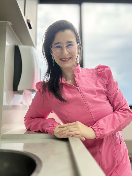 Foto 2 de Drª Luiza Almeida - Alinhadores e Aparelhos invisíveis SouSmile -Volta Redonda.