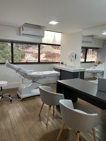 Foto 2 de Dr Magno Leal - Estética, Harmonização Facial e Emagrecimento em Cachoeiro de Itapemirim