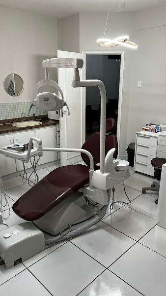 Foto 2 de Dr. Maicon Santos - Cirurgião Dentista