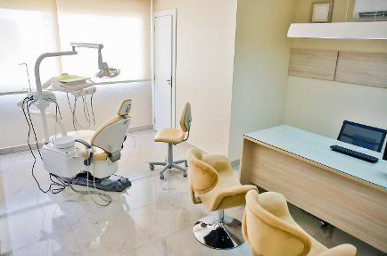 Foto 2 de Dr. Marcelo Carneiro