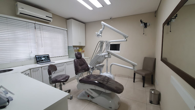 Foto 3 de Dr. Marcelo Pincelli - Dentista