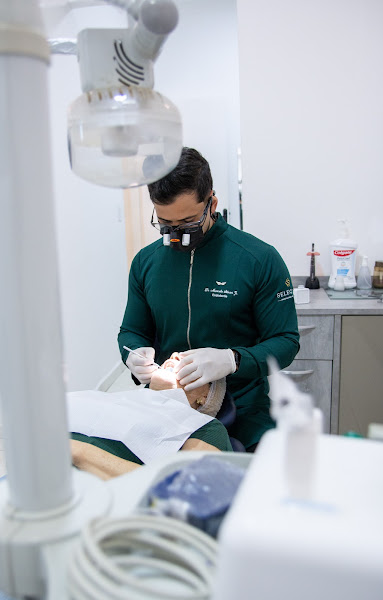 Foto 2 de Dr Marcelo Silvani Jr. | Endodontista