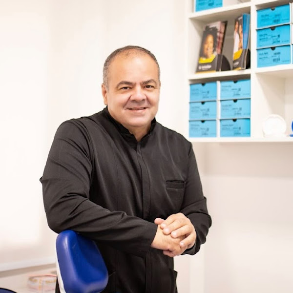 Foto 2 de Dr. Marcelo Stanzis - Clínica Odontológica - Ortodontista (Invisalign Top Doctor)