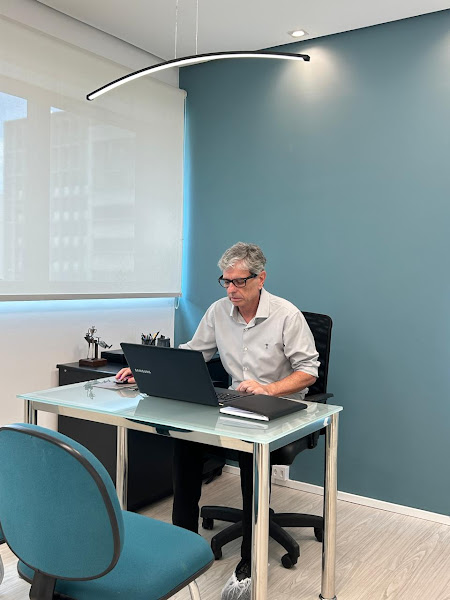 Foto 3 de Dr. Marcelo Terra | Ortodontia e Alinhadores Invisíveis