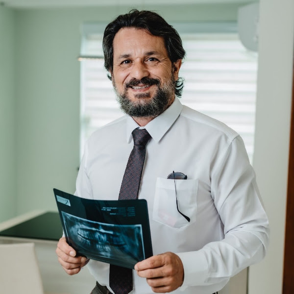Foto de Dr. Márcio Faria | Unidade Cotia