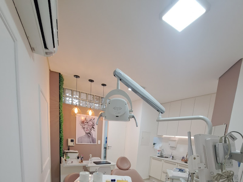 Foto 3 de Dr. Marco Paulo Lara - Invisalign Lavras