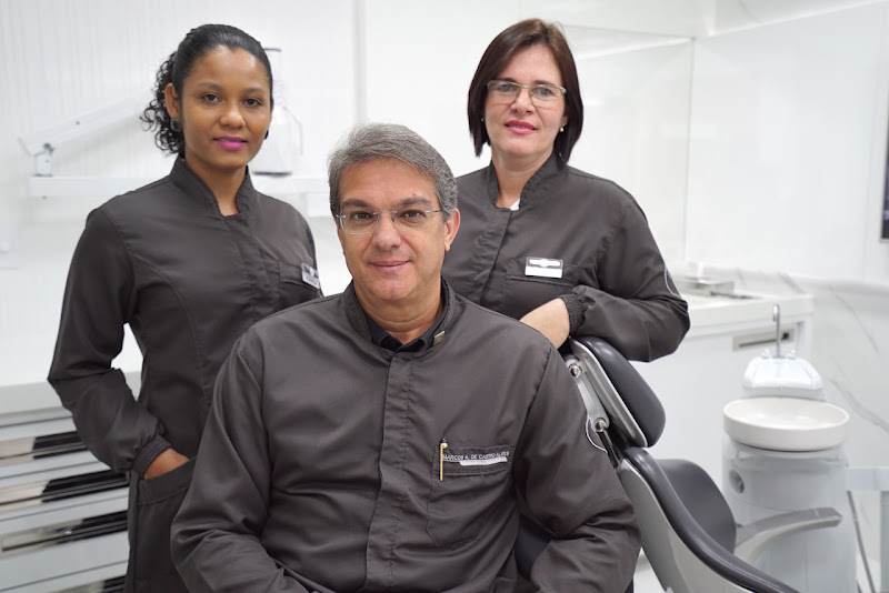 Foto 2 de Dr. Marcos Castro Alves