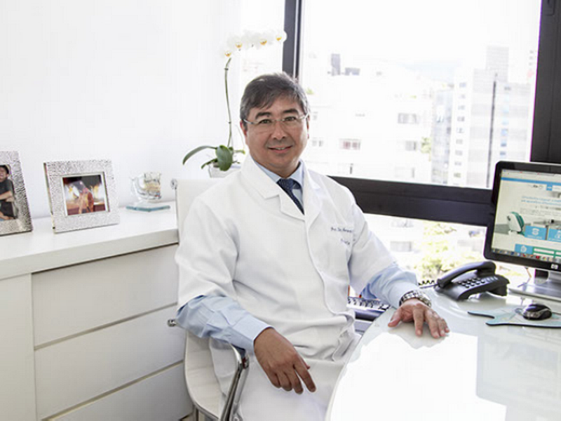 Foto 7 de Dr. Marcos de Oliveira | Dentista Belo Horizonte | Implante | Alinhador Invisível | Invisalign | Botox | Sedação