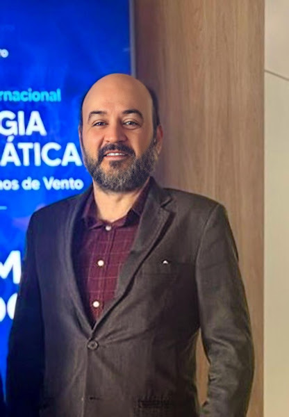 Foto 2 de Dr. Marcos do Couto | Bucomaxilofacial | Especialista, Mestre e Doutor | Ortognática , Implantes , ATM e Cirurgias Faciais