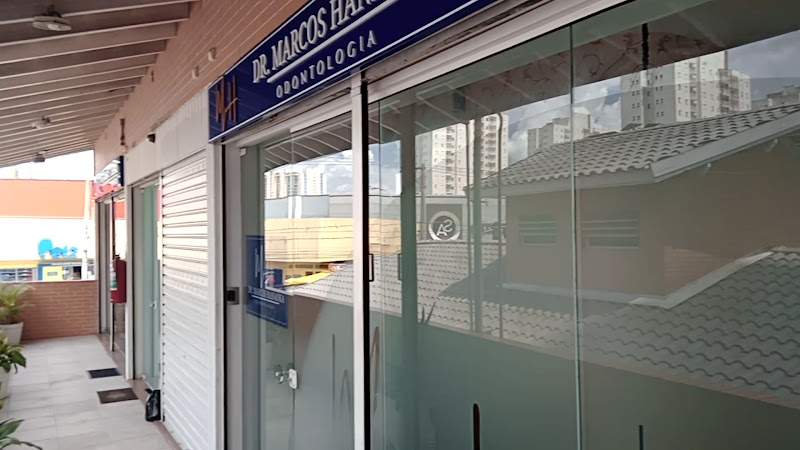 Foto 4 de Dr. Marcos Hanaoka Odontologia l Dentista Mogi das Cruzes l Invisalign