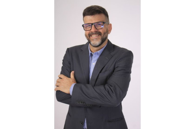 Foto 2 de Dr. Marcos Regis - Especialista em Prótese Dentária - Salvador