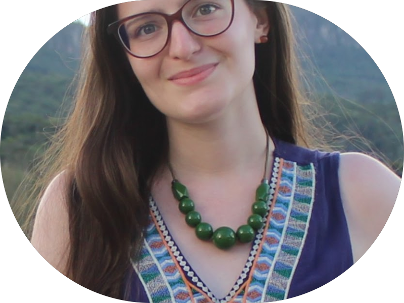 Foto de Drª Maria Rosas - Odontologia e Estética