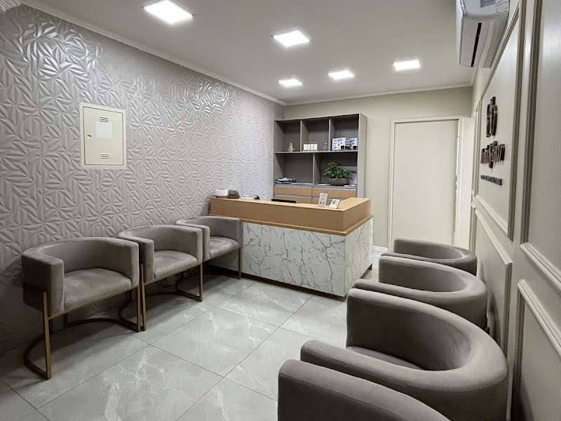 Foto 8 de Drª Marília Moura Campos - Campos & Campos Clínica Odontológica LTDA