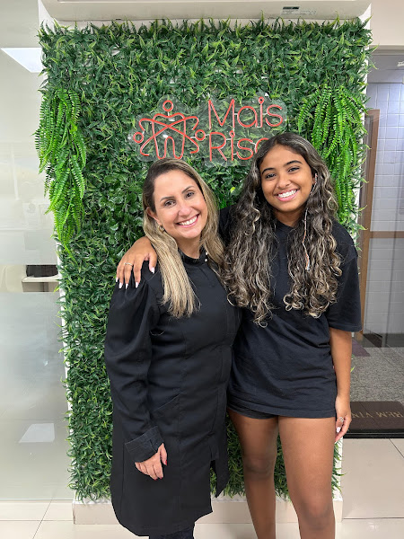 Foto 2 de Drª Marilia Rafaela | Ortodontista | Aparelho Invisível SouSmile | Invisalign® Doctor | Recreio dos Bandeirantes