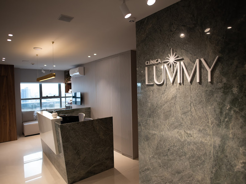 Foto 3 de Drª. Marina Luiza | Dermatologista | Tyrol Business Center