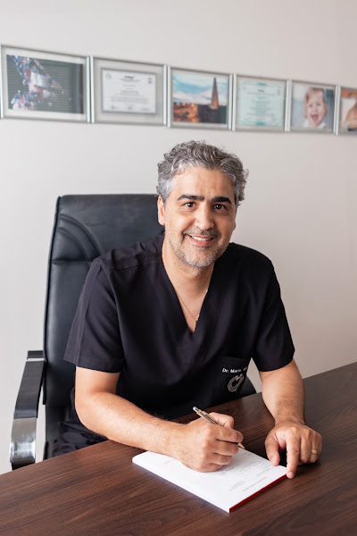 Foto de Dr. Mario Verzola Henrique Arruda Verzola