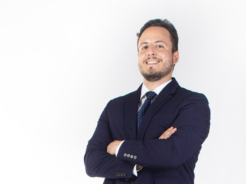 Foto de Dr. Mateus Fiuza Santos - Cirurgia Bucomaxilofacial