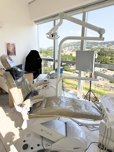 Foto 3 de Dr. Matheus da Silveira Neu, Dentista