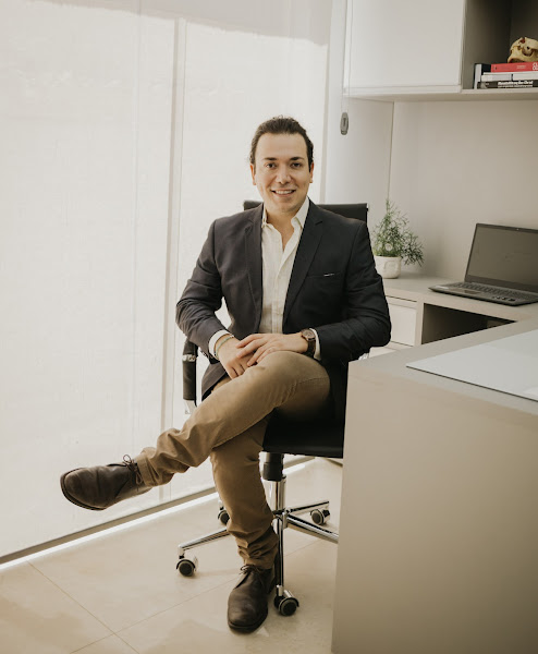 Foto 2 de Dr Max Castro Odontologia Personalizada