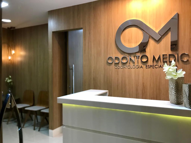 Foto 2 de Dr. Mayonilson Carvalho, Dentista