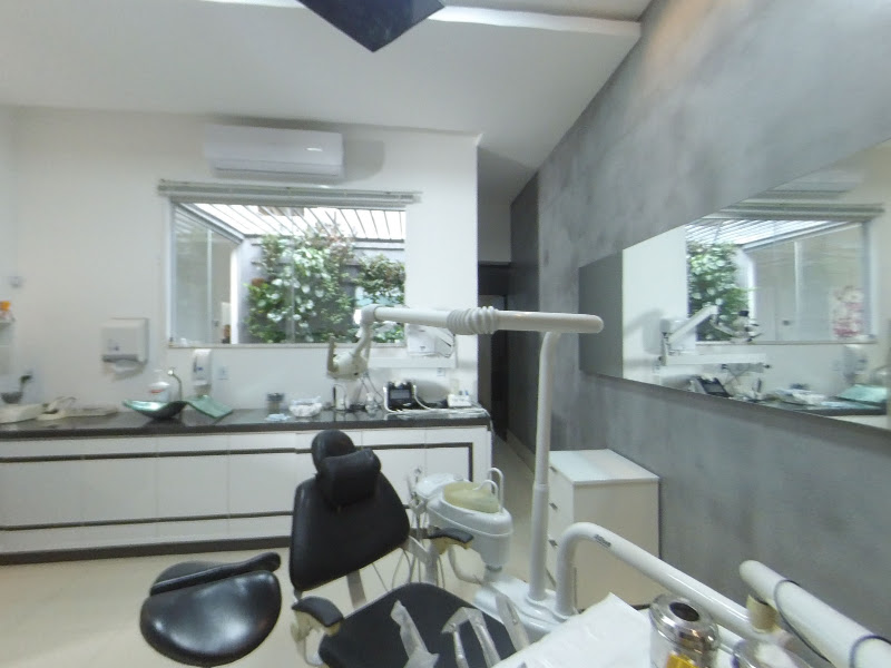 Foto 3 de Dr. Mazandro Rocha - Spa Dental - Clínica odontológica em Teixeira