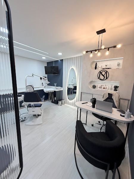 Foto 2 de Dr. Miguel Schadeck Odontologia Especializada