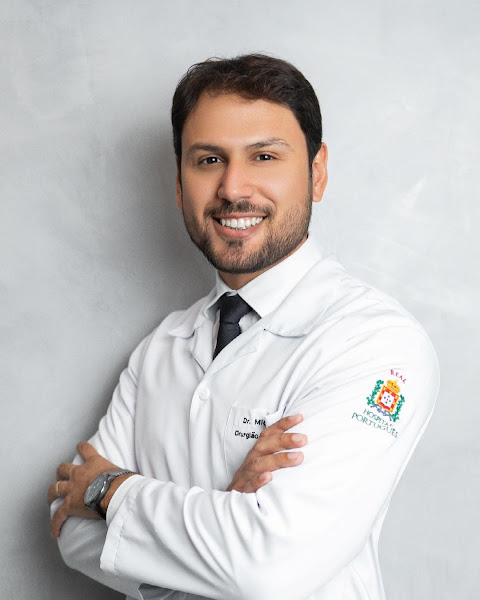 Foto 2 de Dr. Miquéias Lima - Bucomaxilo em Recife | Bucomaxilofacial | Implante Dentário | Cirurgia Ortognática