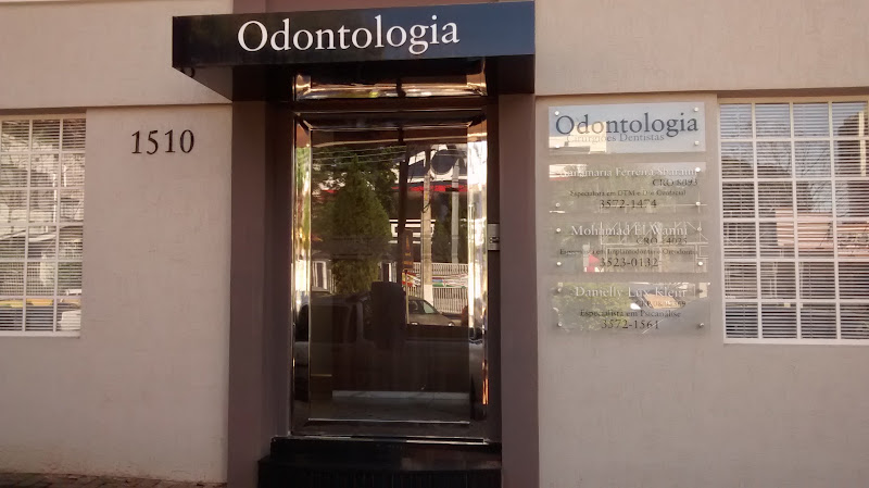 Foto 3 de Dr Mohamad El Wanni - Implantodontia / Ortodontia