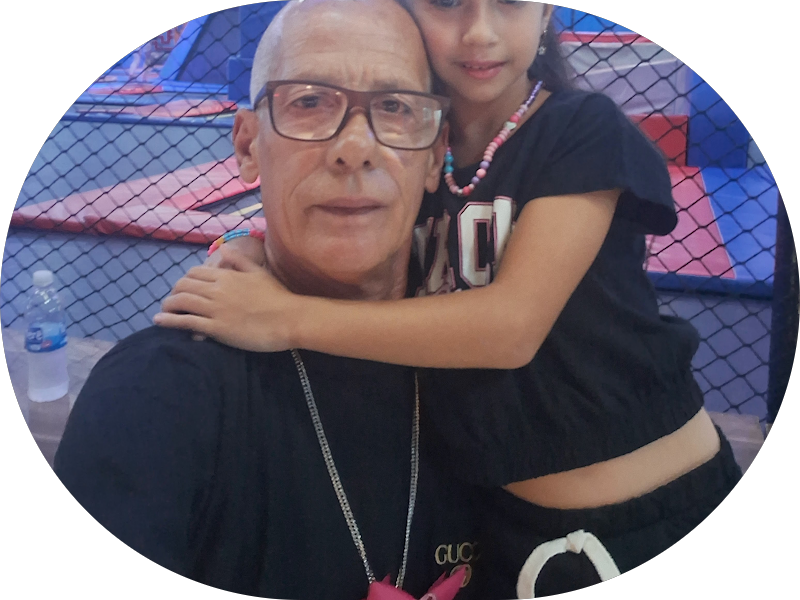 Foto 2 de Dr. Moises Oliveira | Cirurgião Dentista | Clareamento, Extrações, Próteses, Implantes e Endodontia.