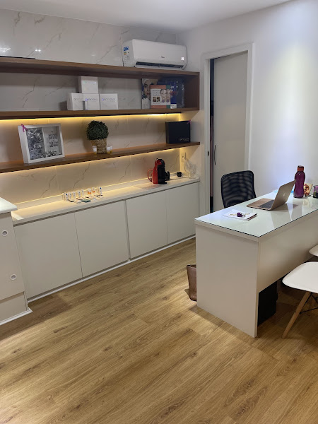 Foto 3 de Drª Monica Arlota - Odontologia Estética e Funcional