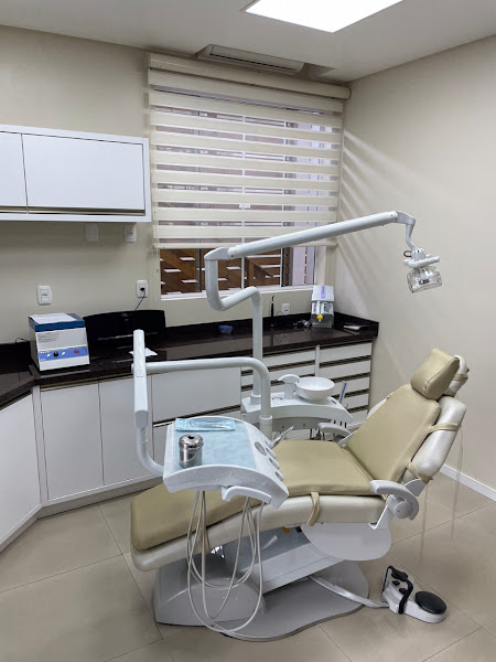 Foto 3 de Dr. Newton Lucchiari Jr Odontologia