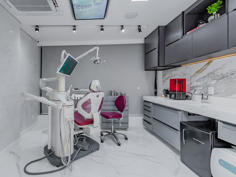 Foto 3 de Dr. Nicolas Rothbrust