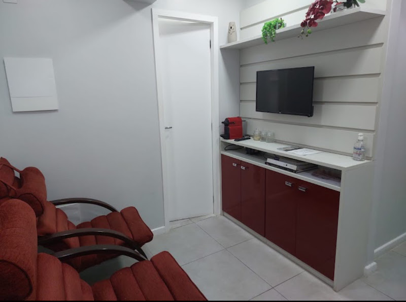 Foto 2 de Dr. Nilson Moreira Cirurgião Dentista excelente em implantes São João de Meriti e Barra da Tijuca RJ