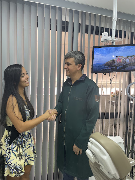 Foto 3 de Dr. Nilson Moreira Cirurgião Dentista excelente em implantes São João de Meriti e Barra da Tijuca RJ