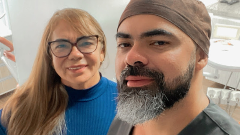 Foto 2 de Dr. Ociam Farias - CRO 3654 AM | Implantes, Ortodontia e Facetas. Norte Odontológia