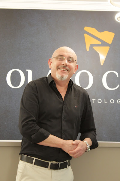 Foto 2 de Dr. Olavo Costa | Odontologia Estética e Implantes em Taubaté