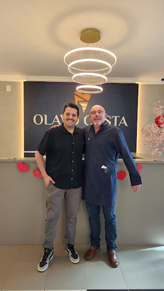 Foto 3 de Dr. Olavo Costa | Odontologia Estética e Implantes em Taubaté
