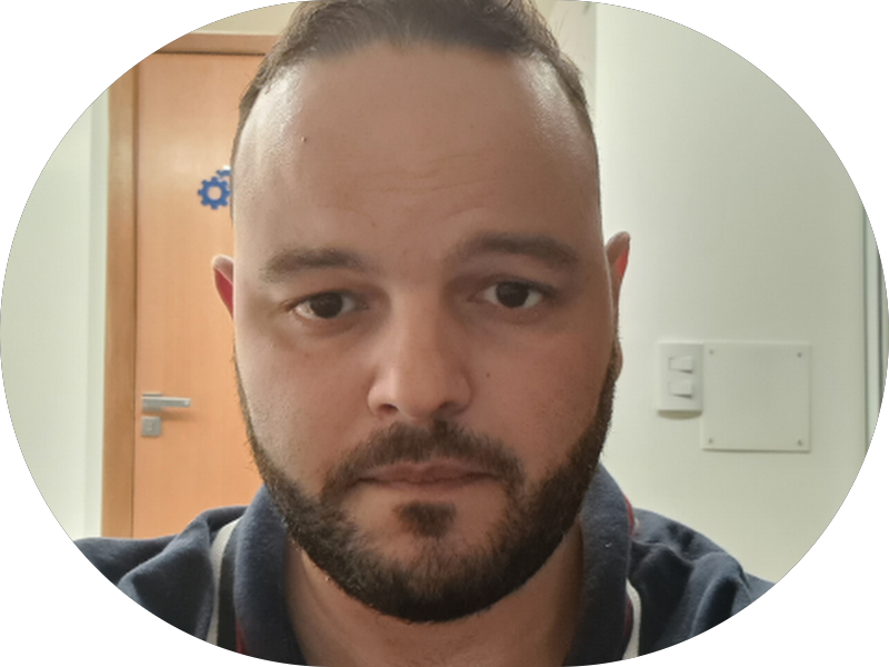 Foto de Dr Olegário Especialista em Periodontia