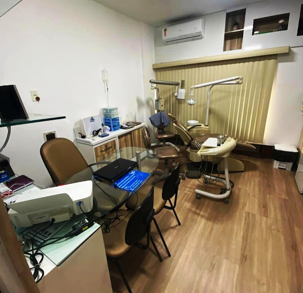 Foto 2 de Dr. Paulo André Fontenele - Endodontia