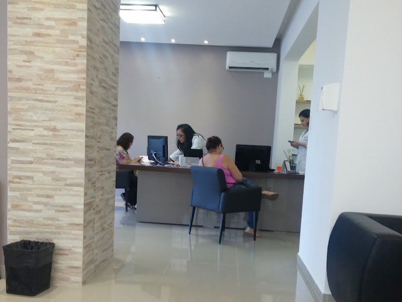 Foto 3 de Dr. Paulo C. Silva - Cirurgião Dentista