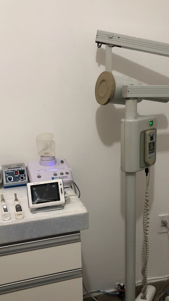 Foto 4 de Dr. Paulo Camurça. Tratamento de Canal - Laser PDT, Implante, Prótese e Estética. Dentista Barra do Ceará, Fortaleza - CE