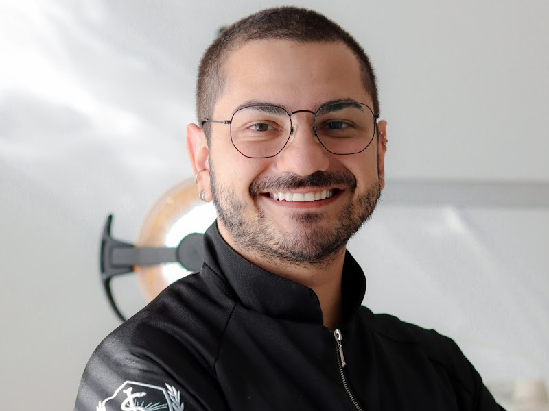 Foto 8 de Dr. Paulo Eduardo Endodontia Microscópica e Implantodontia avançada. Consultório de Alto Padrão