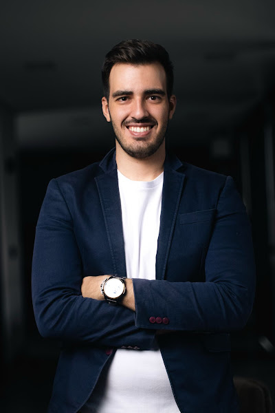 Foto 2 de Dr. Pedro Zorzenoni - Odontologia Estética | Facetas/Lentes em Resina