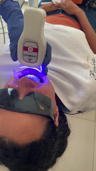 Foto 3 de Dr Pierre Gomes Odontologia Estética , Curativa e Próteses